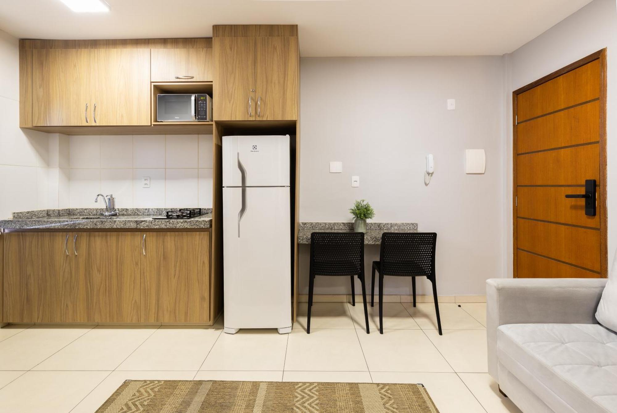 Apartamento Em Sao Joao Del Rei, Ao Lado Da Estacao Ferroviaria, Estacionamento E Ar Condicionado Esterno foto